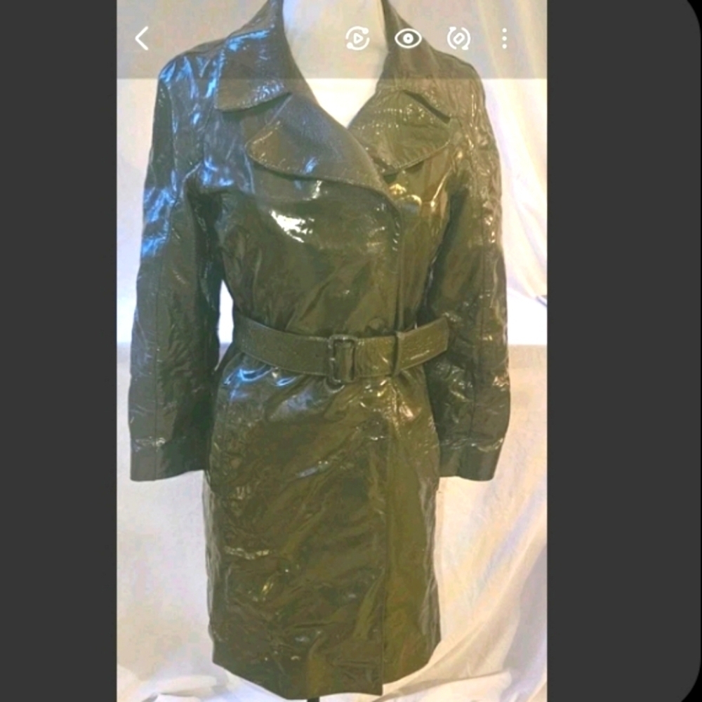 PRADA Italy Rare Women's Olive Green Genuine Patent Leather Coat w Belt Sz 38/S - Picture 16 of 16